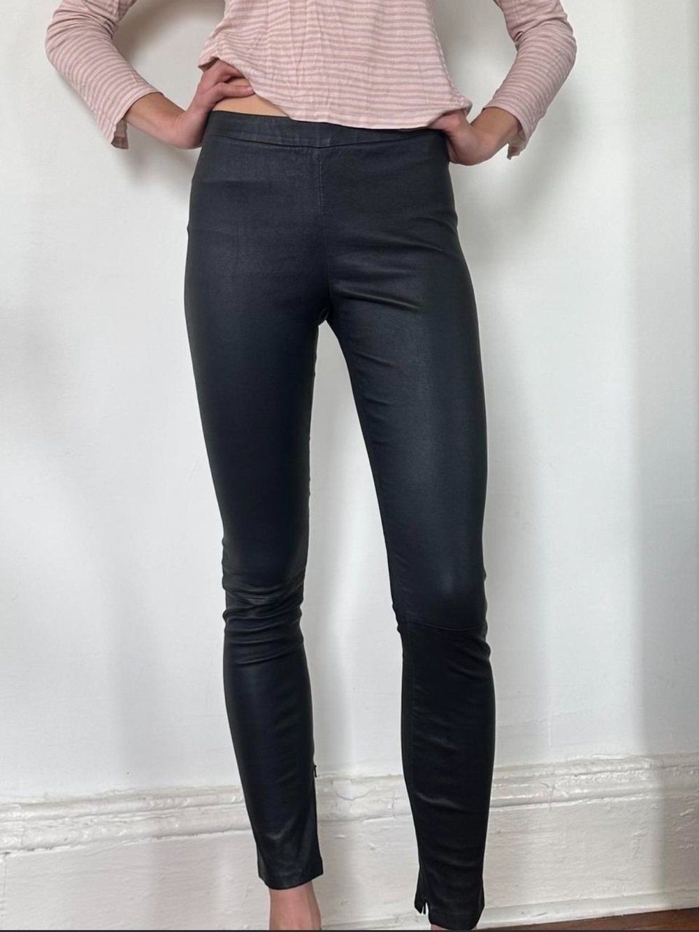LPC Lines Pelle Collection 100% Black Leather Leggings With Ankle Zip - Medium